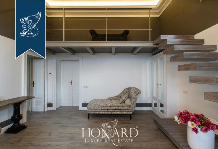 Image No.58-Villa de 7 chambres à vendre à Stresa