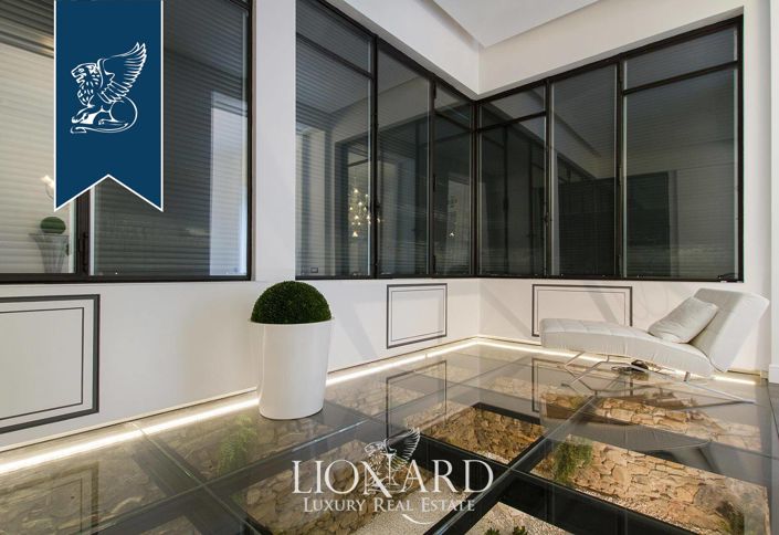 Image No.60-Villa de 7 chambres à vendre à Stresa