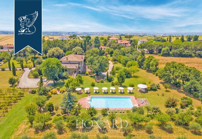 Image No.1-5 Bed Hotel for sale