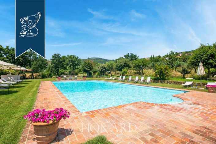 Image No.10-5 Bed Hotel for sale