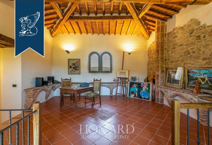 Image No.47-12 Bed Country House for sale