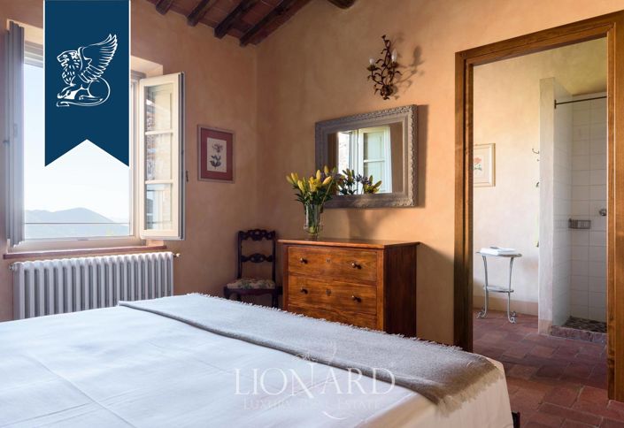 Image No.17-6 Bed Country House for sale