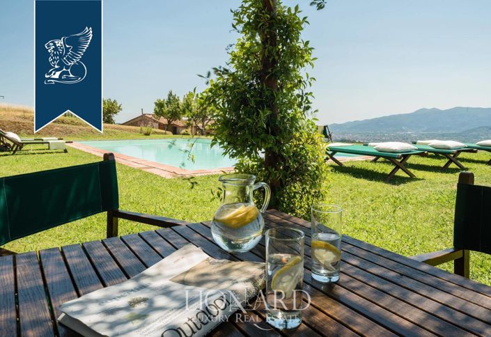 Image No.8-6 Bed Country House for sale