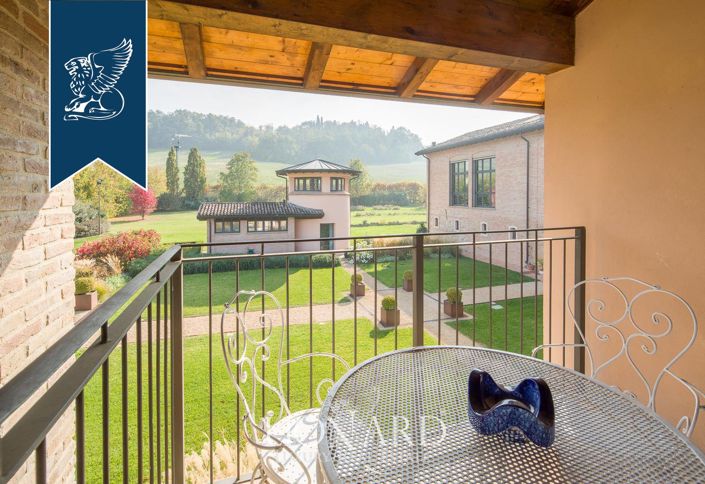 Image No.52-4 Bed Villa for sale