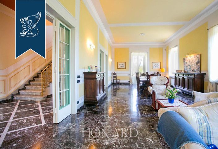 Image No.17-4 Bed Villa for sale