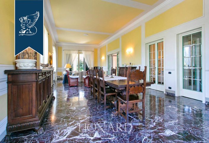 Image No.18-4 Bed Villa for sale