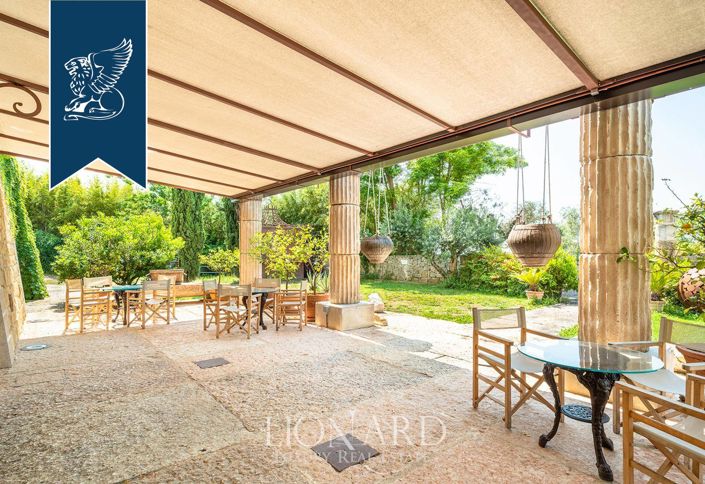 Image No.13-9 Bed Villa for sale