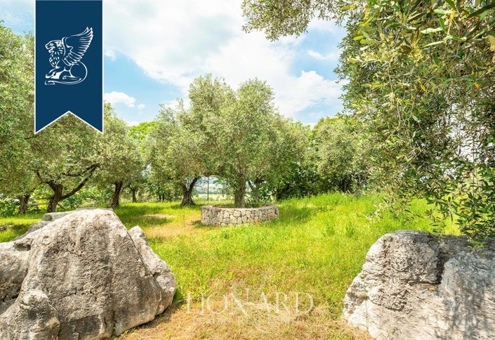 Image No.24-9 Bed Villa for sale