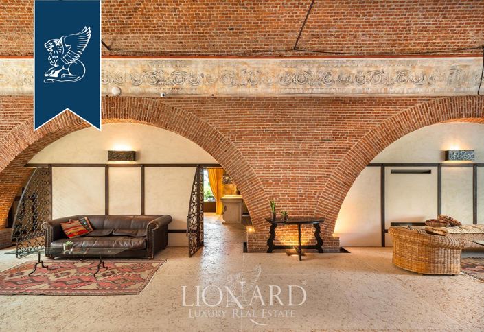 Image No.33-9 Bed Villa for sale