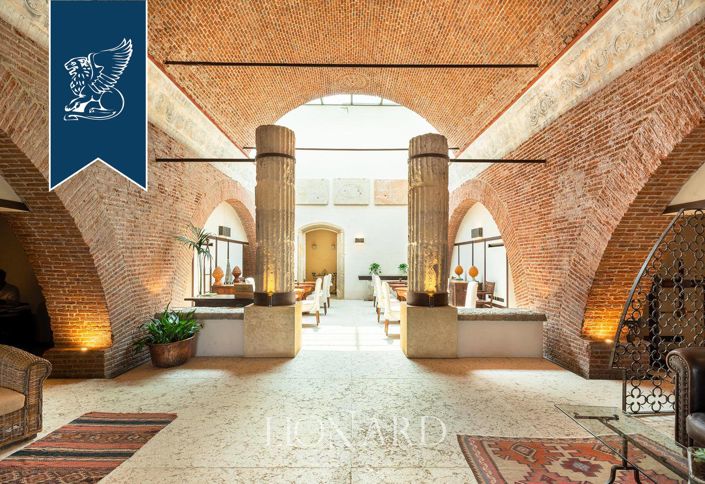 Image No.35-9 Bed Villa for sale