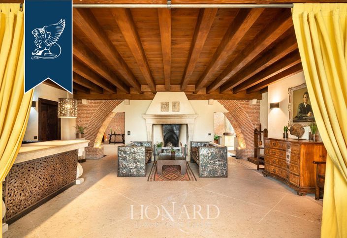 Image No.53-9 Bed Villa for sale