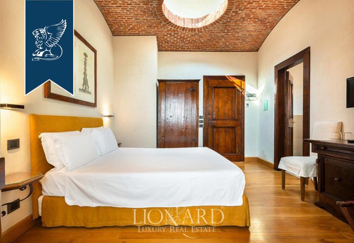 Image No.59-9 Bed Villa for sale