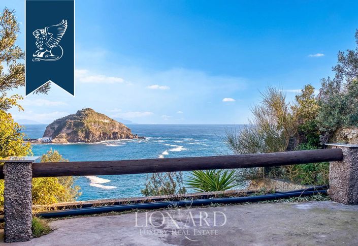 Image No.14-Un hôtel de 28 chambres à vendre à Forio