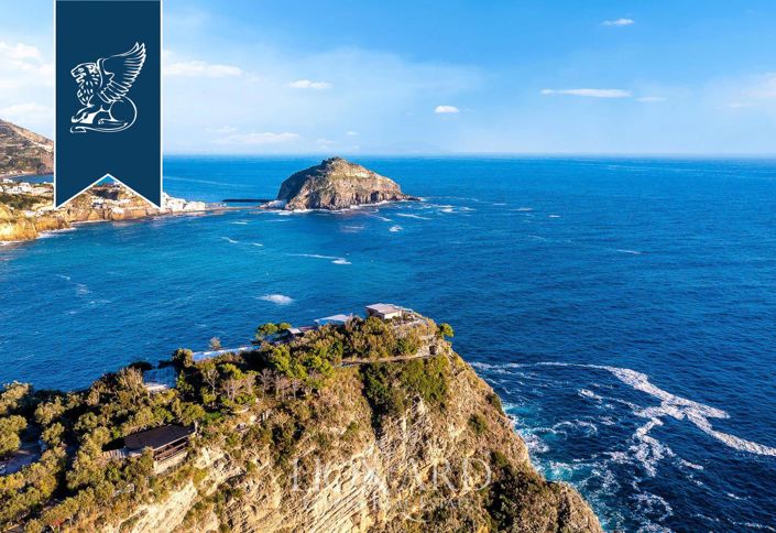 Image No.2-Un hôtel de 28 chambres à vendre à Forio