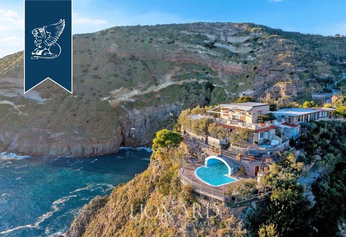 Image No.8-Un hôtel de 28 chambres à vendre à Forio