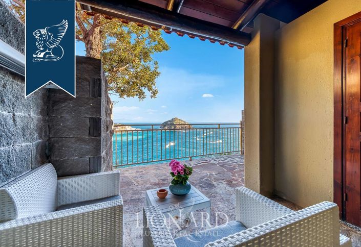 Image No.9-Un hôtel de 28 chambres à vendre à Forio