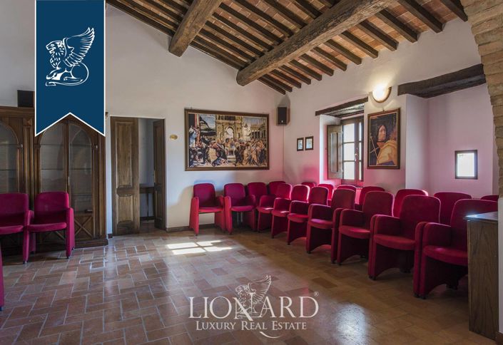 Image No.25-Ferme de 22 chambres à vendre à Monterchi