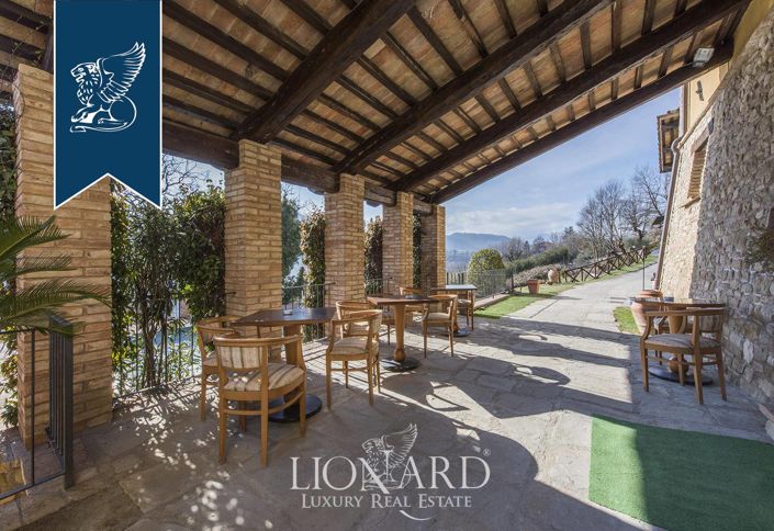 Image No.29-Ferme de 22 chambres à vendre à Monterchi