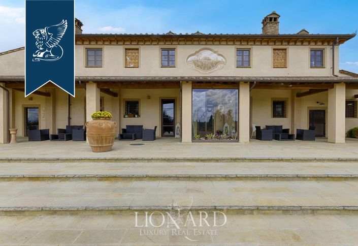 Image No.11-Ferme de 15 chambres à vendre à Pontedera