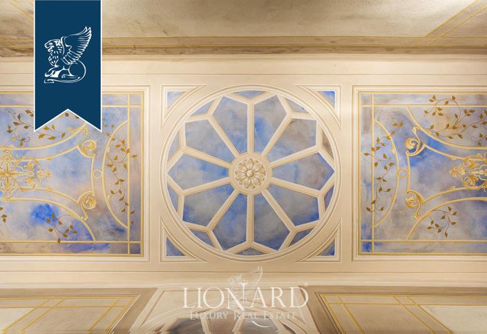 Image No.35-12 Bed Villa for sale