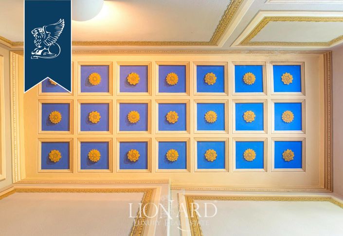 Image No.37-12 Bed Villa for sale