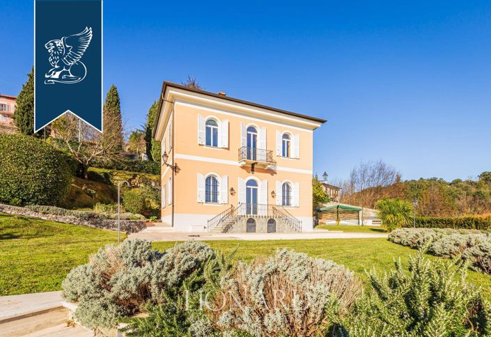 Image No.10-5 Bed Villa for sale