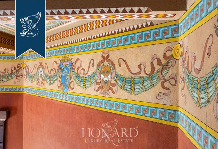 Image No.17-10 Bed Property for sale