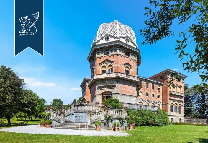 Image No.6-10 Bed Property for sale