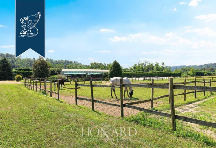 Image No.11-Ferme de 13 chambres à vendre à Novara