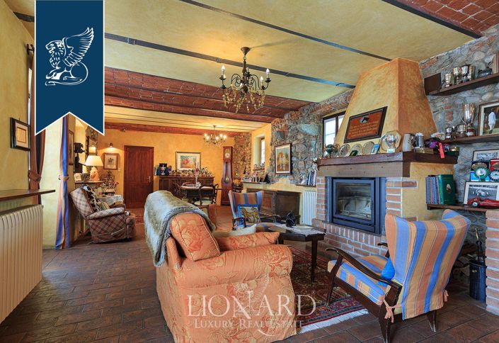 Image No.25-Ferme de 13 chambres à vendre à Novara