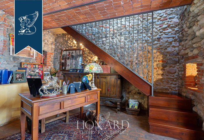 Image No.26-Ferme de 13 chambres à vendre à Novara