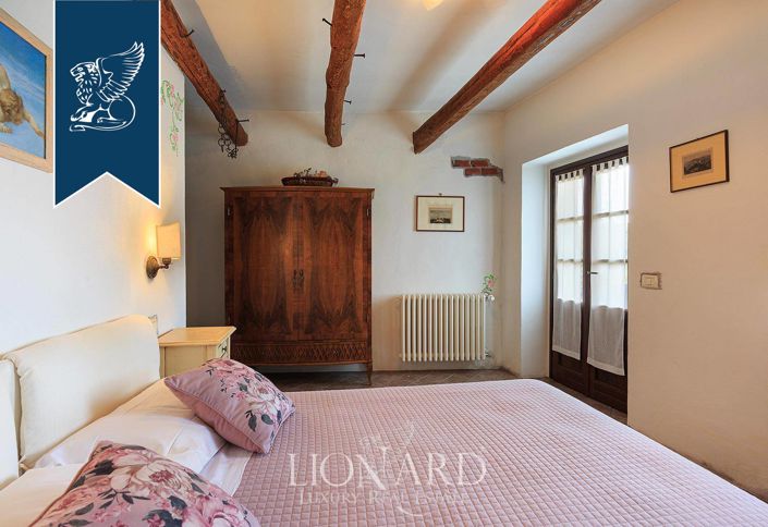 Image No.35-Ferme de 13 chambres à vendre à Novara