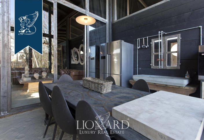 Image No.10-5 Bed Farmhouse for sale