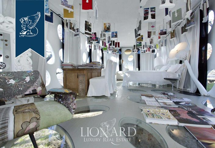 Image No.27-5 Bed Farmhouse for sale