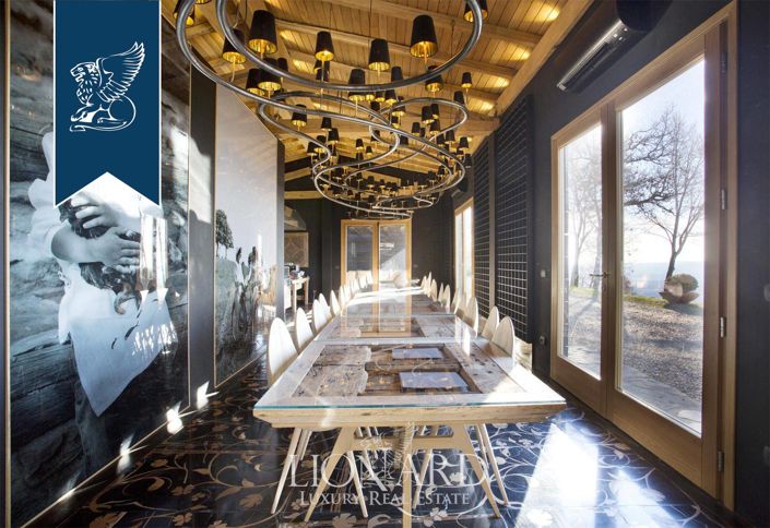 Image No.42-5 Bed Farmhouse for sale