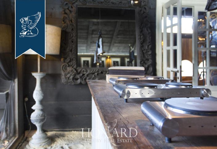 Image No.9-5 Bed Farmhouse for sale