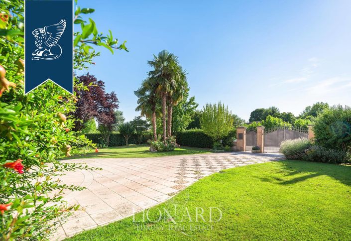 Image No.18-5 Bed Villa for sale