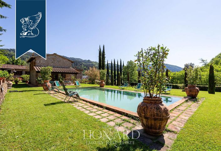 Image No.19-12 Bed Country House for sale