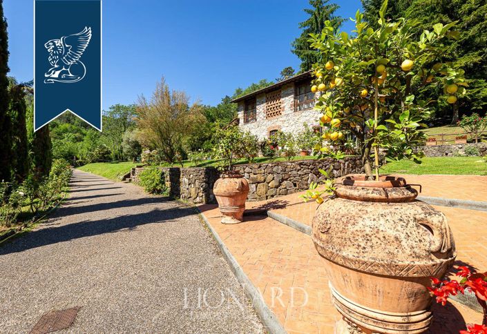 Image No.32-12 Bed Country House for sale