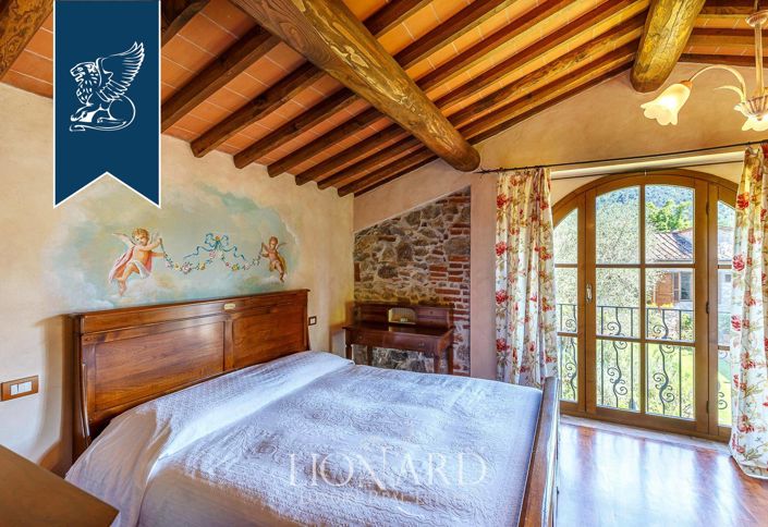 Image No.55-12 Bed Country House for sale