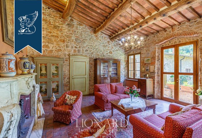 Image No.69-12 Bed Country House for sale