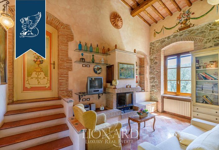 Image No.72-12 Bed Country House for sale