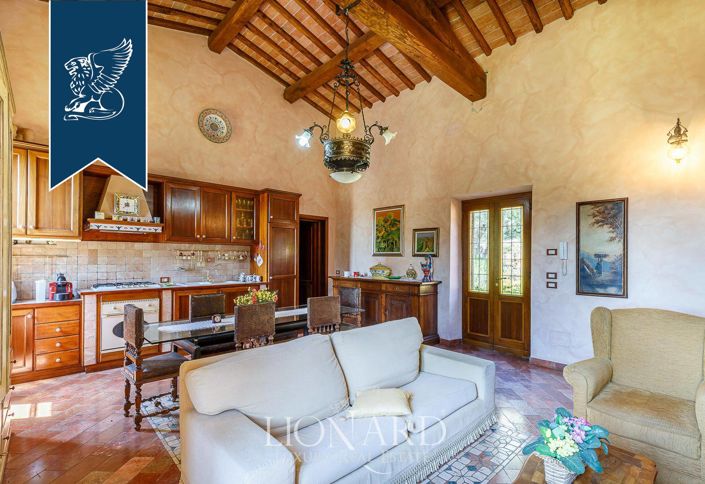 Image No.73-12 Bed Country House for sale