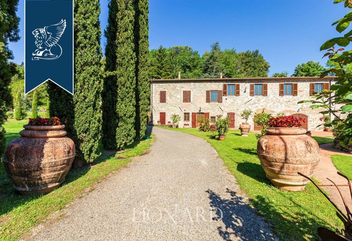 Image No.8-12 Bed Country House for sale