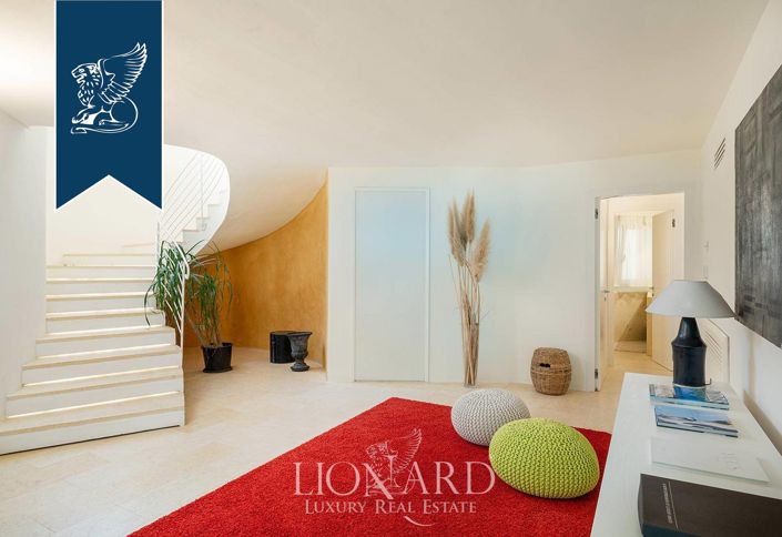 Image No.19-7 Bed Villa for sale