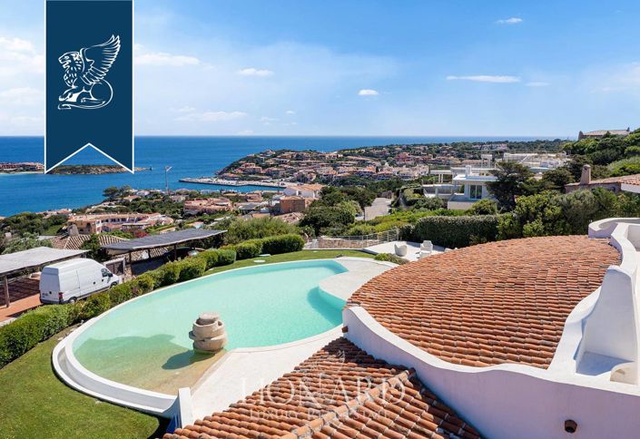 Image No.2-Villa de 7 chambres à vendre à Arzachena