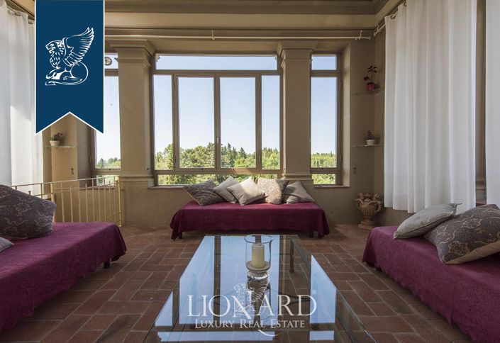 Image No.20-8 Bed Villa for sale