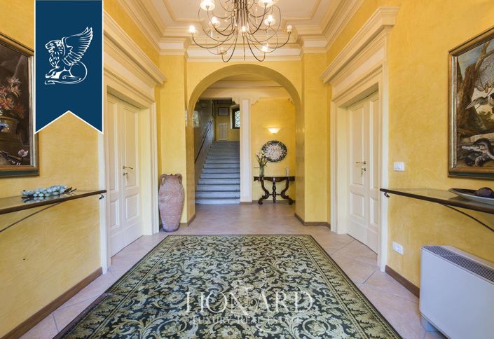 Image No.24-8 Bed Villa for sale