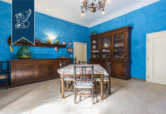 Image No.27-8 Bed Villa for sale