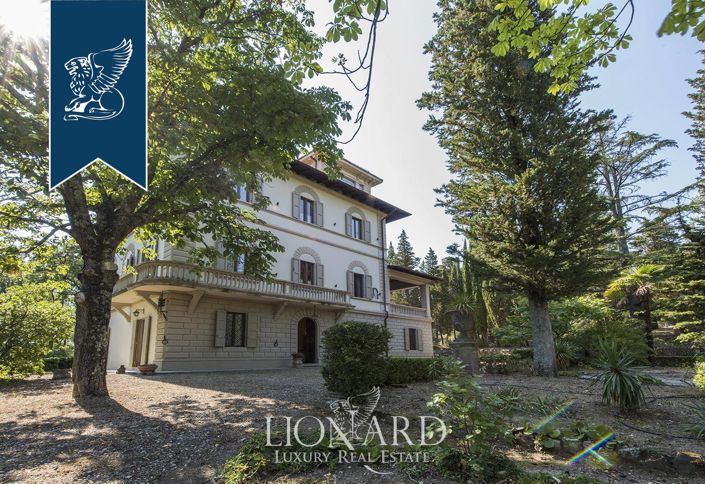 Image No.3-8 Bed Villa for sale